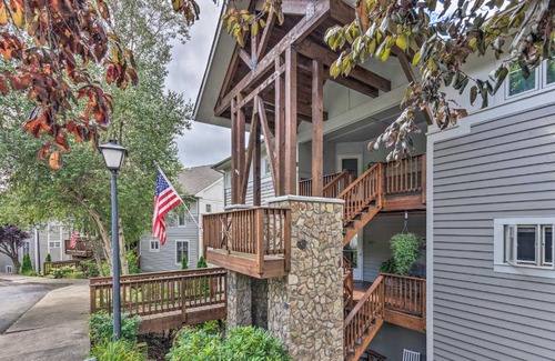 Seven Devils Apartamento | Updated Seven Devils Condo with Deck and Mountain View