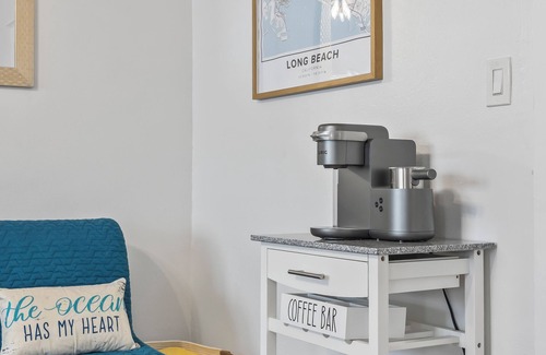 Willmore Condominio | Updated Studio in Downtown Long Beach - Walk to Everything