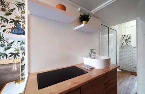 Arts-et-Metiers Apartamento | Updated studio in the heart of the bustling Le Marais district