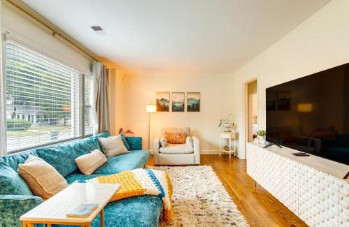 East Memphis Casa | Updated Suburban Retreat 8 Mi to Dtwn Memphis!