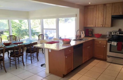Downtown Casa | Sunny Cottage Downtown-Mins a la playa de Siesta y Lido