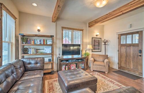 Red Lodge Casa | Updated Townhome with Hot Tub - Walk to Downtown!