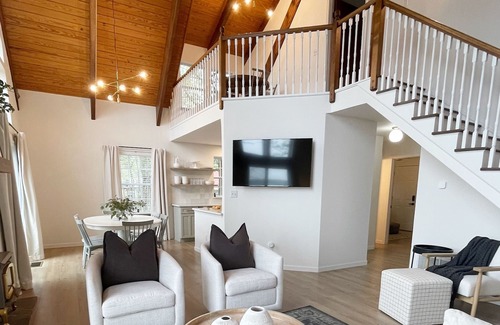 Weatherford Cabina | Updated Waterfront Lakehouse