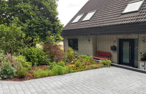 Lohmar Apartamento | UPGRADE - frisch renoviert - Ferienwohnung Monteuerswohnung am Bauernhofweg in Lohmar nahe S-Bahnhof Messe Flughafen