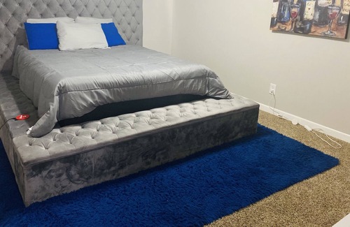 Overlook Apartamento | Upgraded 1bdrm Apartment & Amenities close to Shopping Center