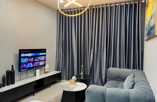 District 10 Apartamento | UPhoenix Home- HaDo Centrosa Garden