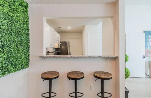 Grand Prairie Casa | Upon arrival you will be met with a calming sensation. 2 bedroom/2 bathroom.