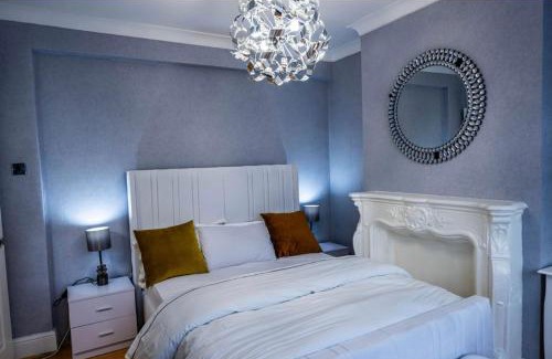 Heath Casa | UPPAMOST LUXURY HOME LONDOn