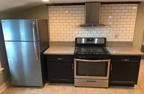 Black Rock Casa | Upper (1 bedroom) unit located near Buffalo state college