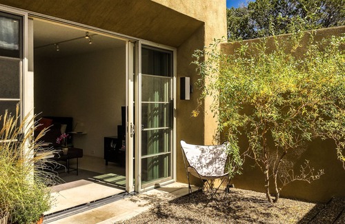 Historic Eastside Apartamento | Upper Canyon Studio - Estudio moderno de Santa Fe