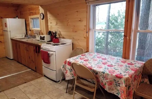 Lincoln Cabaña | Upper Cold Stream Pond Retreat