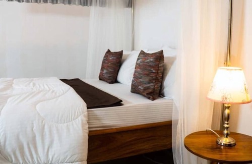 Mbezi Beach Cama Y Desayuno | Upper Hill Place