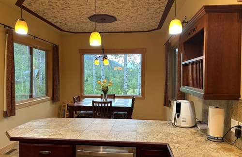 Mazama Casa | Upper Methow Valley Cottage