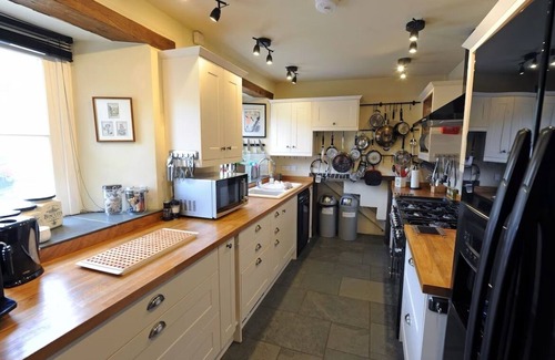 St Brides Casa | Upper Porthmawr - 5 Bedroom Cottage - Whitesands