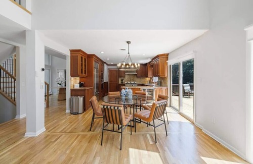Airmont Casa | Upper Saddle River Resort with Pool and Lake Access
