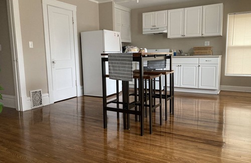Peoria Apartamento | Upper Unit in Duplex