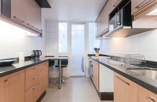 Apoquindo Apartamento | Upper Views 2D Wifi, Balcony & Parking