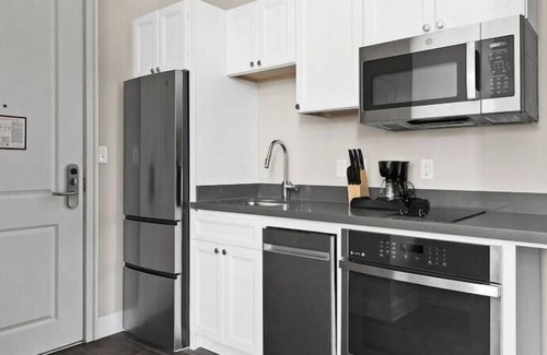 Saint Claude Hotel | Upscale 1BR Retreat Next to the French Quarter