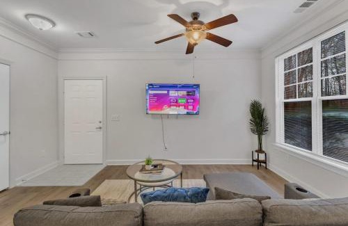 Southwest Raleigh Apartamento | Upscale 1BR Suite Mins to Downtown Raleigh!
