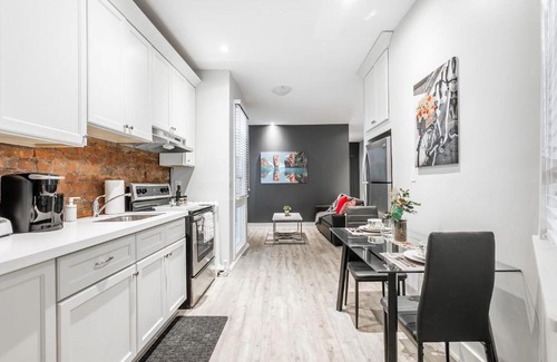 Central Hamilton Apartamento | Upscale 2BR Apt - Prime Location w Netflix