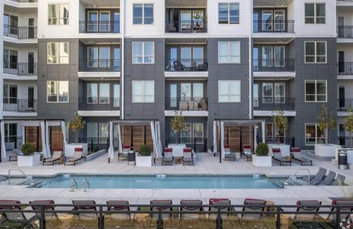 Five Points South Apartamento | Upscale 2BR Near Regions Field n Park