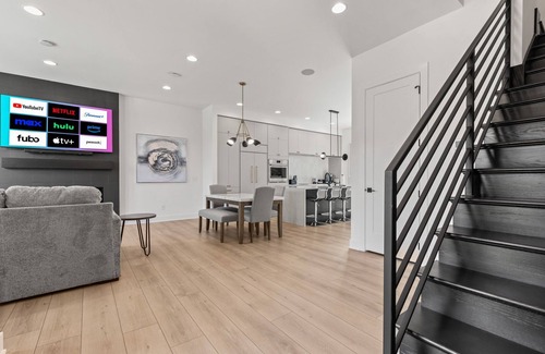 Carmel Casa | Upscale 4BR Townhome – Walk to Shops & The Monon!