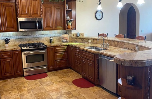 Puerto Peñasco Casa | UPSCALE Beachfront Amazing. 5 bedrooms. Pet Friendly!