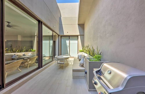 El Médano Ejidal Apartamento | Upscale Cabo Home w/ Jacuzzi, Above Puerto Paraiso