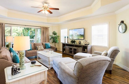 Reunion Condominio | Upscale Condo with Private Balcony Access at Reunion