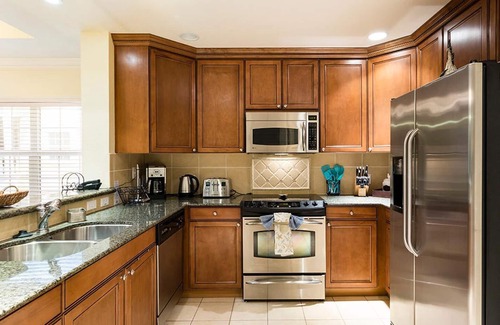 Reunion Condominio | Upscale Condo with Private Balcony Access at Reunion