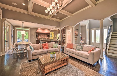 Hartwell Casa | Upscale Family Home w/ Dock on Lake Hartwell!