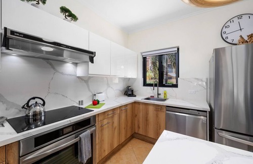 Gold Coast Casa | Upscale Gated Community Oasis ~ Close to the Beach