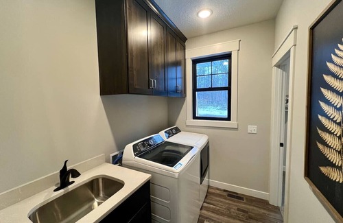 Nisswa Casa | Upscale home on North Pines!