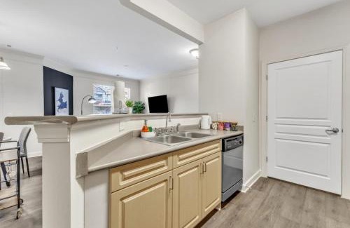 Southwest Raleigh Apartamento | Upscale King 1BR Suite to Downtown Raleigh