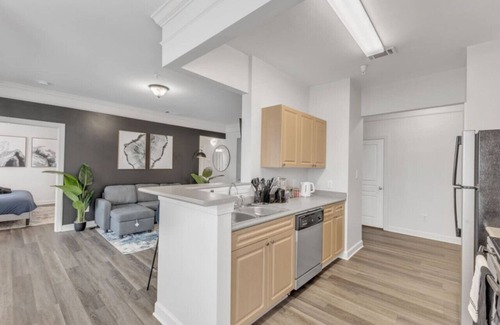 Southwest Raleigh Apartamento | Upscale King 2BR Suite—Mins to Downtown Raleigh!