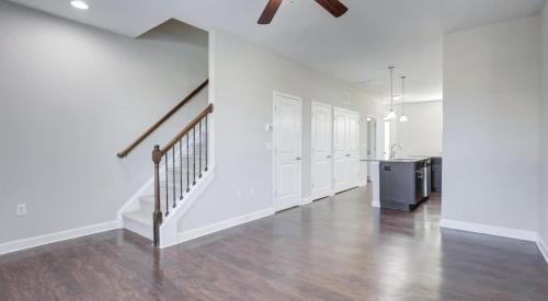 Pineville Casa | Upscale King 3BR Townhouse Pineville