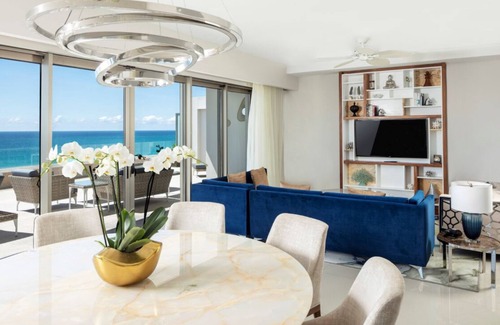 San José del Cabo Complejo | Upscale, Luxe oceanfront 3bed, 2.5 ba condo resort with huge balcony and jacuzzi