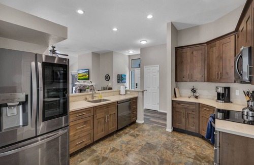 Plumas Eureka Estates Casa | Upscale mountain boutique home! - 26 Alder Court