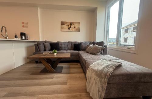 Niagara Falls Casa | Upscale Niagara Falls Getaway - BRAND NEW