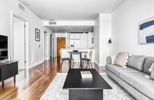 Rincon Hill Apartamento | Upscale Rincon Hill 1BR w/ Pool & Theater, close to shops, by Blueground