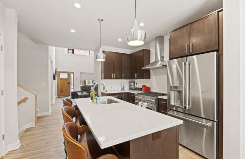Lake George Casa | Upstate NY Lake House