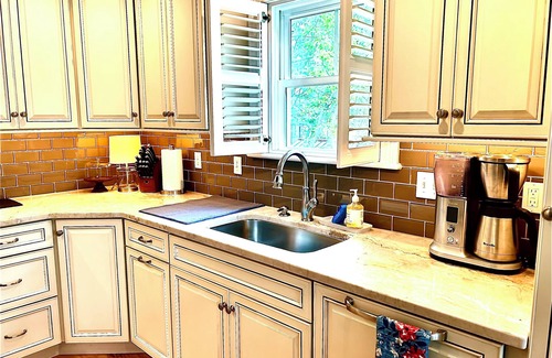 Saratoga Springs Casa | Luxury Saratoga Lakefront 3 Bedroom Retreat with Private Dock & Stunning Views