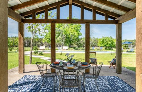 West Oak Hill Casa | Upstay - Family Farmhouse in Southwest Austin