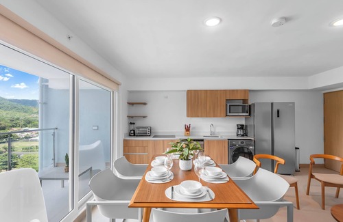 Barrio Santa Lucía Condominio | Upstay: Modern 3BR Mountain View Condo—Jaco Beach