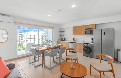 Barrio Santa Lucía Condominio | Upstay: Modern 3BR Mountain View Condo—Jaco Beach