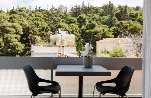 Mets Apartamento | UPSTREET Adorable 2 Bedroom Apartment near Kallimarmaro Stadium
