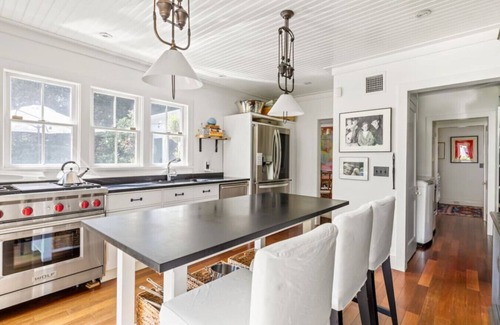 Bellport Casa | Upton House Bellport Village