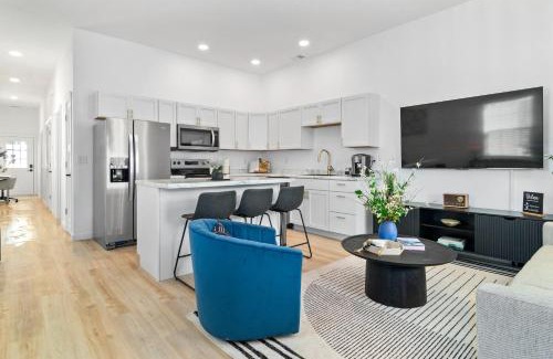 Evansville Casa | Uptown Haven Walkable Home with Bikes and Firepit near Downtown