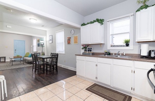 Irish Channel Casa | Uptown New Orleans! Free Street Parking! Sleep 6!