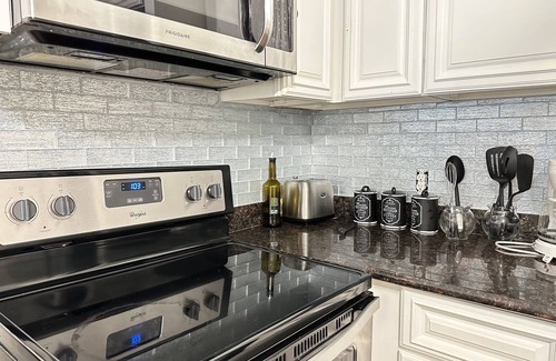 Milan Casa | Uptown New Orleans Home -7 mins to FQ Free Parking